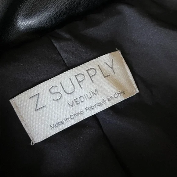 Z Supply quilted faux leather cropped jacket. Size M - Picture 5 of 10